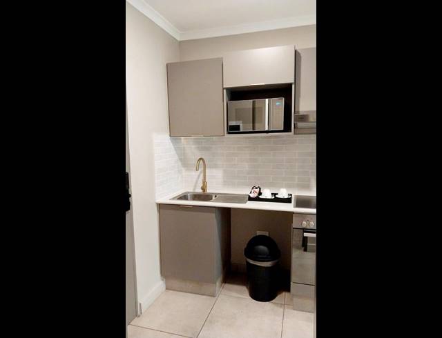 0 BEDROOM APARTMENT FOR SALE IN SANDTON CENTRAL